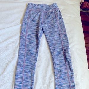 Girls athletic quick dry leggings with side pockets size 8/10